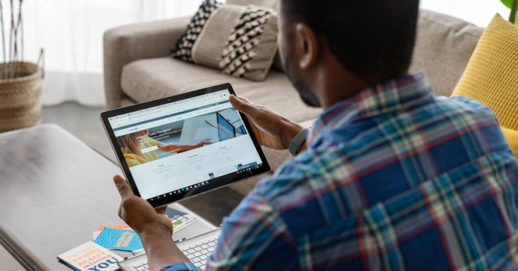 Como construir uma marca pessoal no LinkedIn?