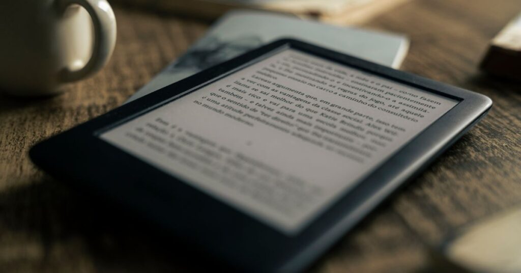 www.aumcliquedevoce.com Como ganhar dinheiro com ebooks e templates: guia prático para começar do zero